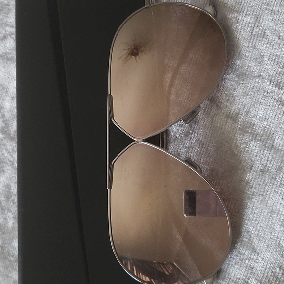 Christian Dior Sunglasses - Picture 2 of 7